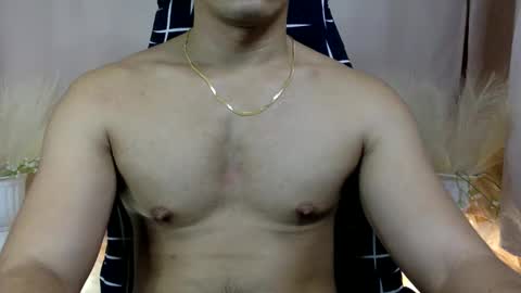 Snapshot of 000batman000 chatting on December 2024 05:57:02 AM Bruce online show from December 2024 05:57:02 AM