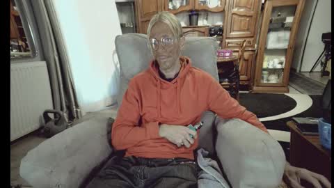 jeff online show from October 2025 06:19:01 AM