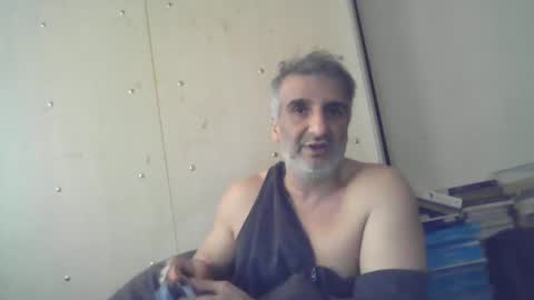 Snapshot of 0luvmonkey chatting on November 2025 12:45:02 PM 0luvmonkey online show from November 2025 12:45:02 PM