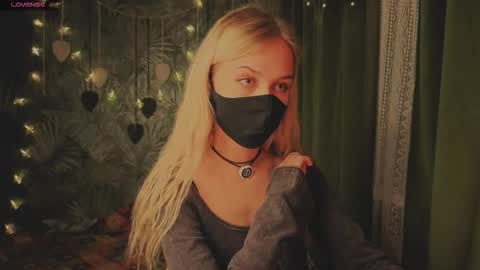 0ophelia online show from February 2026 10:35:02 PM