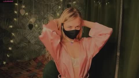 0ophelia online show from February 2026 10:44:01 PM