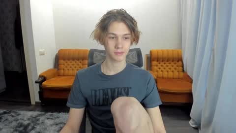 Adam online show from December 2024 08:05:02 AM