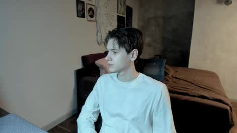 Adam online show from February 2026 12:02:01 PM