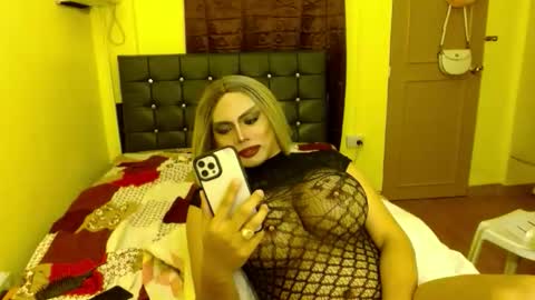 HUGECOCK online show from April 2026 06:10:01 PM