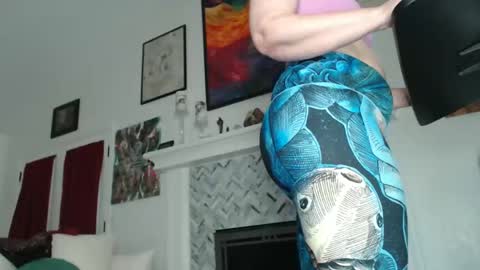 Aurora Willows online show from February 2025 12:43:01 PM