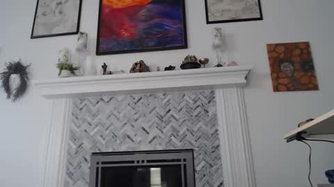 Aurora Willows online show from February 2026 03:41:02 PM