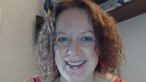 12ennie online show from October 2025 08:02:02 AM