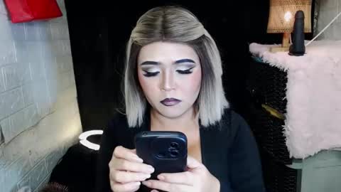 sexy kia online show from February 2026 01:04:01 AM