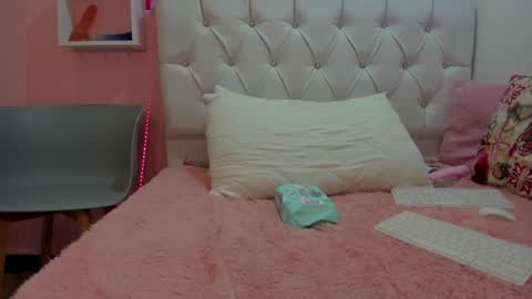 Snapshot of 18candy chatting on January 2025 10:17:01 AM 18candy online show from January 2025 10:17:01 AM