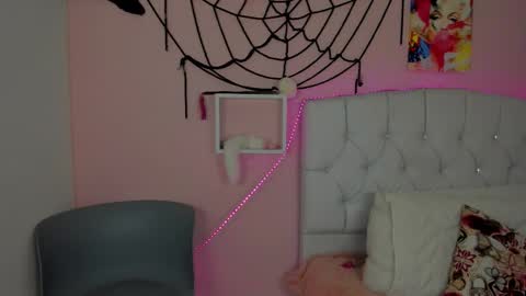 Snapshot of 18candy chatting on October 2025 10:39:02 PM 18candy online show from October 2025 10:39:02 PM