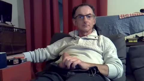 18remy45 online show from October 2025 08:31:01 PM