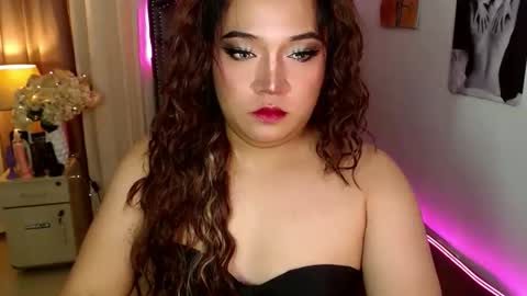 Ekang online show from October 2025 07:33:01 PM