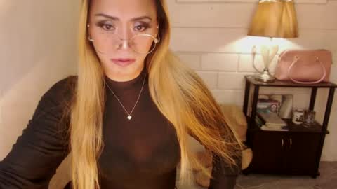 angel online show from December 2024 03:14:02 AM