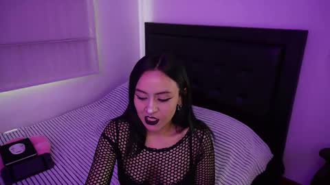 Snapshot of 1hannamontana chatting on September 2025 04:40:02 PM 1hannamontana online show from September 2025 04:40:02 PM