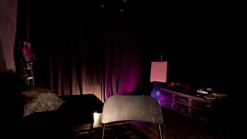 Lily 3 online show from January 2025 02:58:01 PM