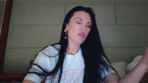 Snapshot of 1lovely1 chatting on February 2026 03:51:02 AM Onna online show from February 2026 03:51:02 AM