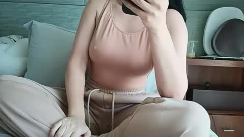Snapshot of 1lovely1 chatting on April 2026 03:39:01 PM Onna online show from April 2026 03:39:01 PM