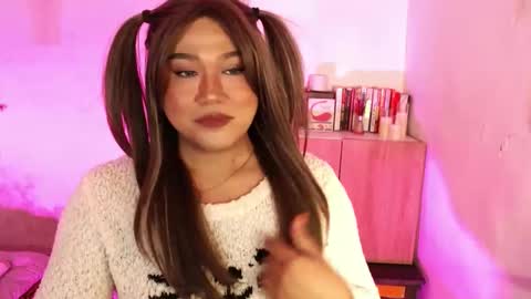 1lovelymess online show from April 2026 06:19:01 AM