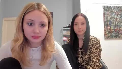 1lovepizza online show from November 2025 09:09:01 PM