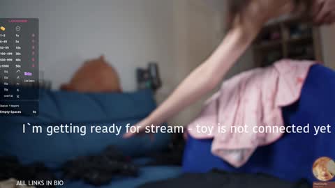 Marie online show from February 2025 07:07:01 PM