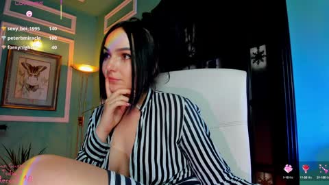 Moona  online show from February 2025 10:23:02 PM