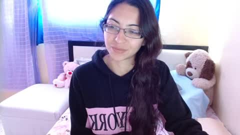 paola online show from December 2024 06:17:02 PM