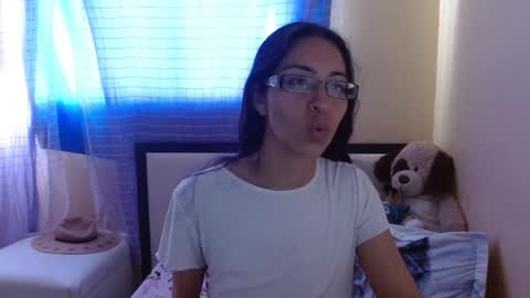 paola online show from September 2025 06:40:02 PM