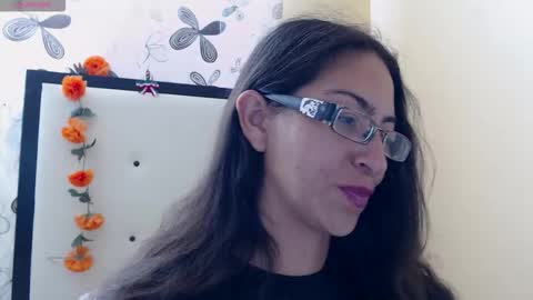 paola online show from March 2026 08:46:02 PM