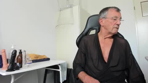 Henk online show from September 2025 11:15:01 AM