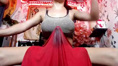 mharjorie online show from December 2025 07:53:02 PM