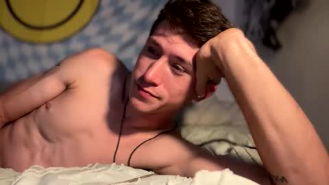 AlecurClit online show from November 2025 04:54:01 PM