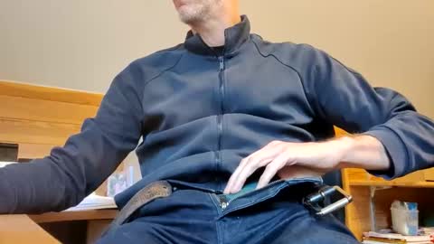 22_acacia_avenue online show from December 2025 09:58:02 AM