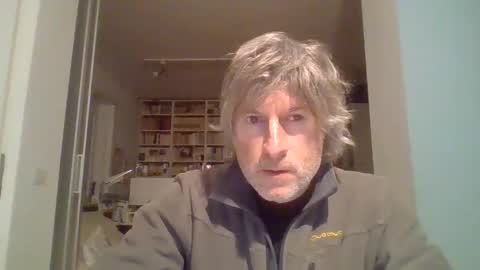 22esserre online show from January 2025 05:35:01 PM