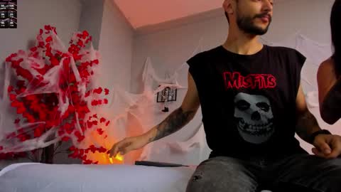 Snapshot of 2_fire chatting on October 2025 08:32:01 PM 2_fire online show from October 2025 08:32:01 PM