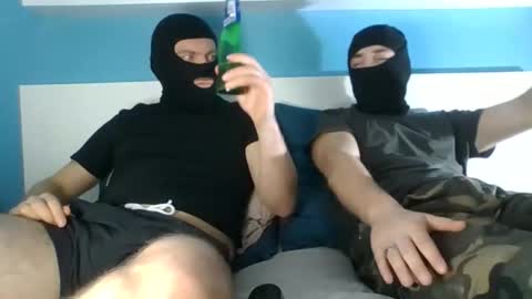 2frenchfriends online show from October 2025 08:11:02 PM