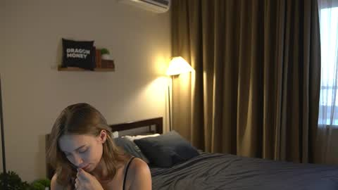 Elley  online show from February 2026 02:35:01 PM