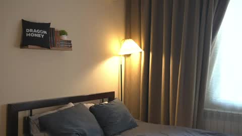 Snapshot of 2girls_1dream chatting on April 2026 02:15:02 PM Elley online show from April 2026 02:15:02 PM
