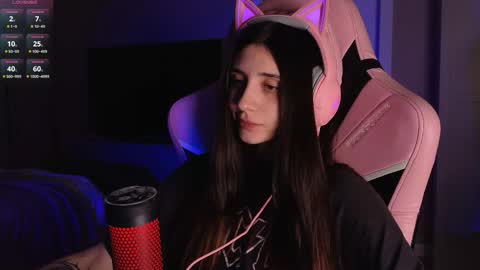 Snapshot of 2insensitive chatting on November 2025 07:27:01 PM Lina free control in pvt online show from November 2025 07:27:01 PM