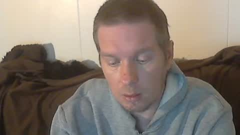 2small4you83 online show from December 2024 01:14:01 AM