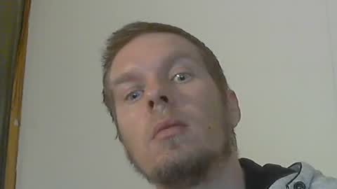 2small4you83 online show from December 2024 07:07:02 AM