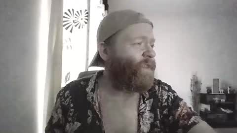 33UK online show from October 2025 01:12:02 PM