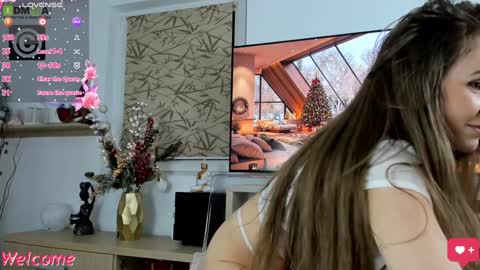 Ella online show from January 2025 08:21:02 PM