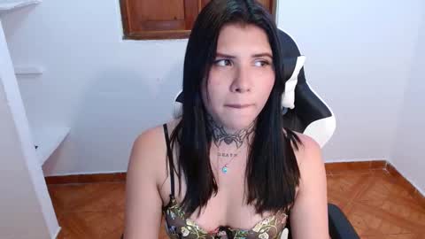 erika online show from February 2025 11:44:01 PM