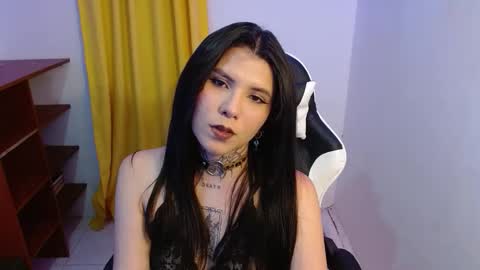 erika online show from September 2025 03:55:02 AM