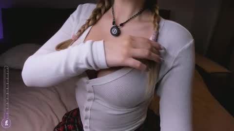 Unknown author  online show from November 2025 08:32:01 PM