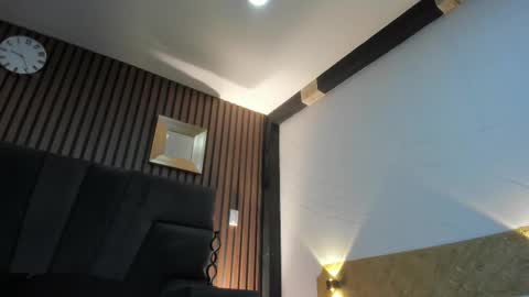 3X NAXAA online show from December 2025 01:09:02 PM