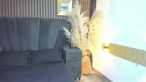 3X NAXAA online show from April 2026 01:38:01 PM