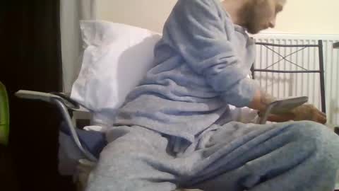 420feetloverr420 online show from November 2025 12:13:02 AM