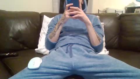Snapshot of 420feetloverr420 chatting on March 2026 10:57:01 PM 420feetloverr420 online show from March 2026 10:57:01 PM
