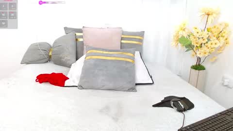 493ashlyfoxx online show from October 2025 02:04:01 AM